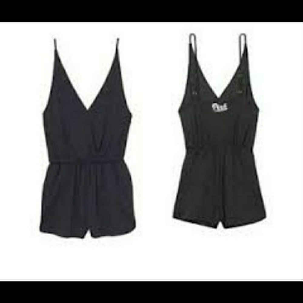 Nwt Victoria's Secret pink grey romper